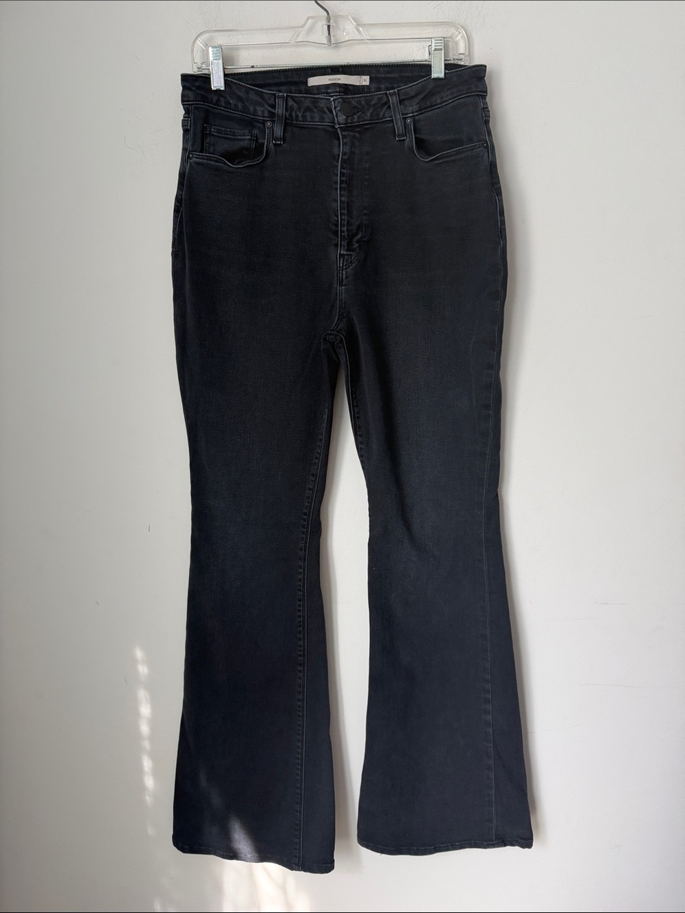 Hudon Holly Noi Black Denim Flare Leg Womens Jeans, size 31 🔴